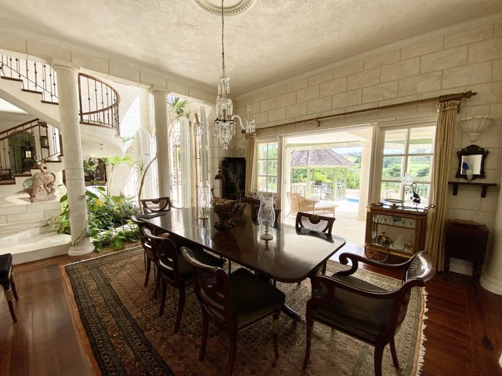 Image No.10-5 Bed Townhouse for sale