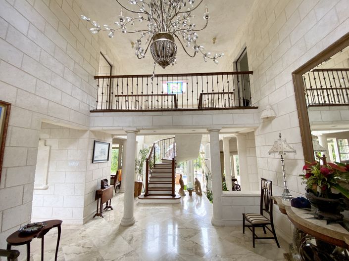 Image No.20-5 Bed Townhouse for sale