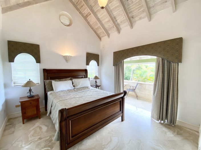 Image No.25-5 Bed Townhouse for sale