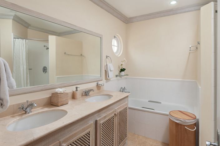 Image No.7-3 Bed Property for sale