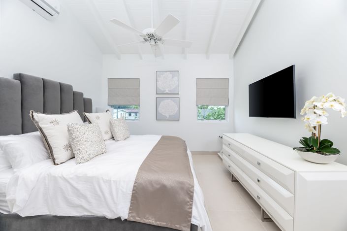 Image No.18-5 Bed Land for sale