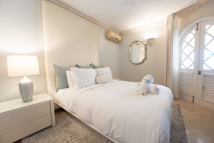 Image No.12-3 Bed Villa for sale