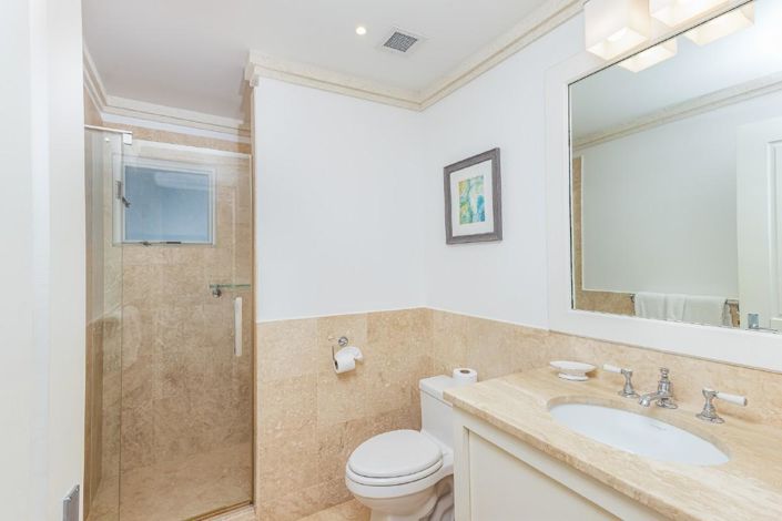 Image No.1-4 Bed Villa for sale