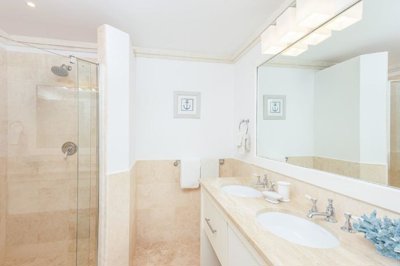 sugarcanemews5bathroom317