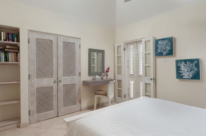 Image No.12-3 Bed Villa for sale