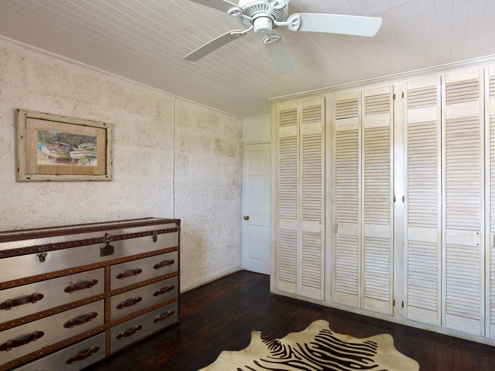 Image No.12-4 Bed Property for sale