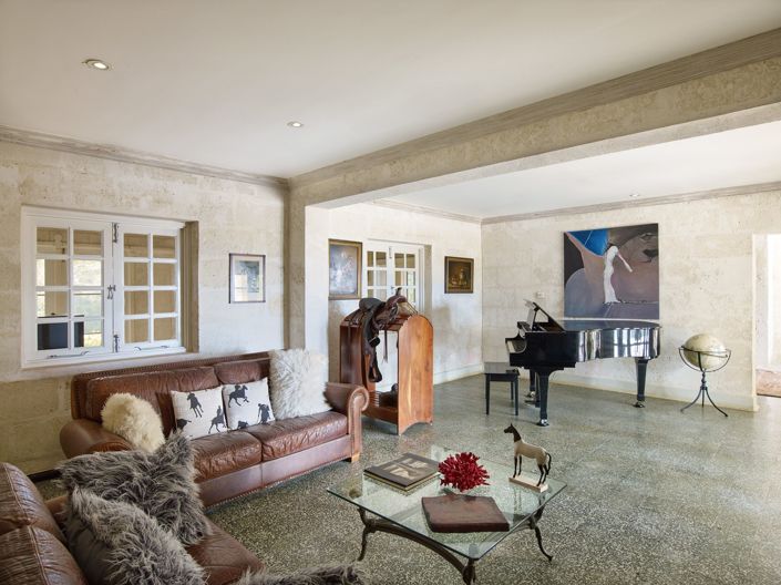 Image No.3-4 Bed Property for sale