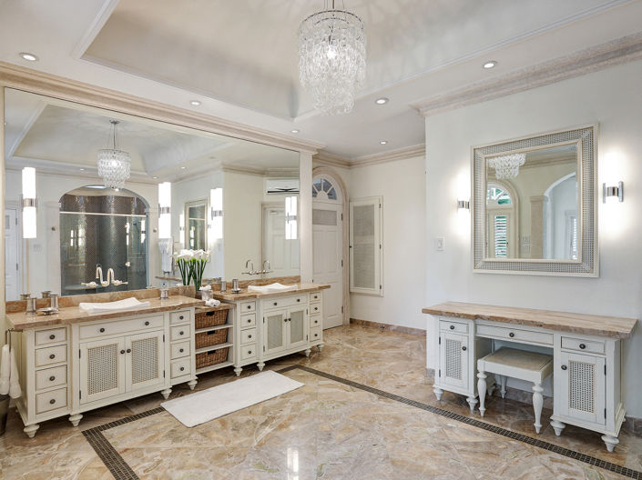 Image No.27-10 Bed Townhouse for sale