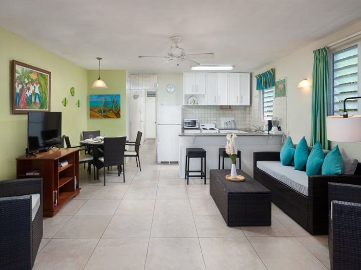 Image No.15-2 Bed Property for sale