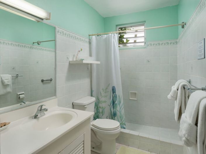 Image No.8-2 Bed Property for sale