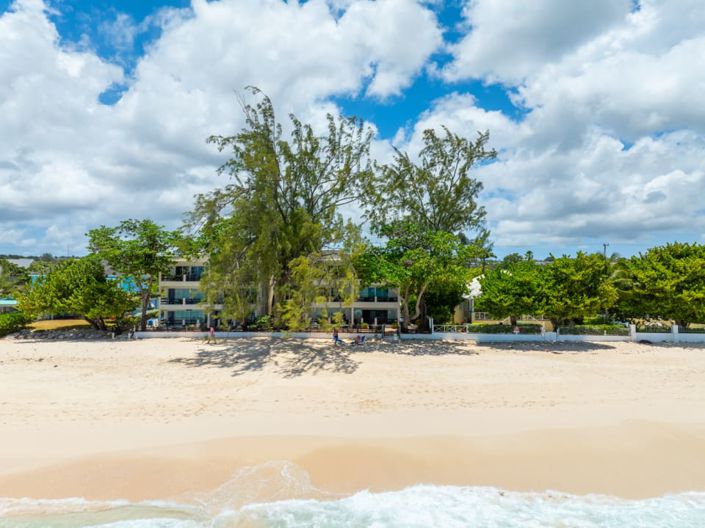 Image No.9-2 Bed Property for sale