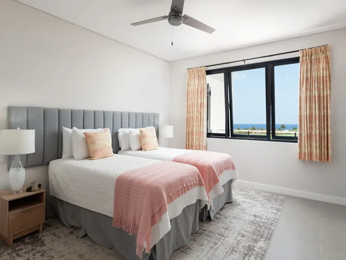 Image No.12-4 Bed Townhouse for sale