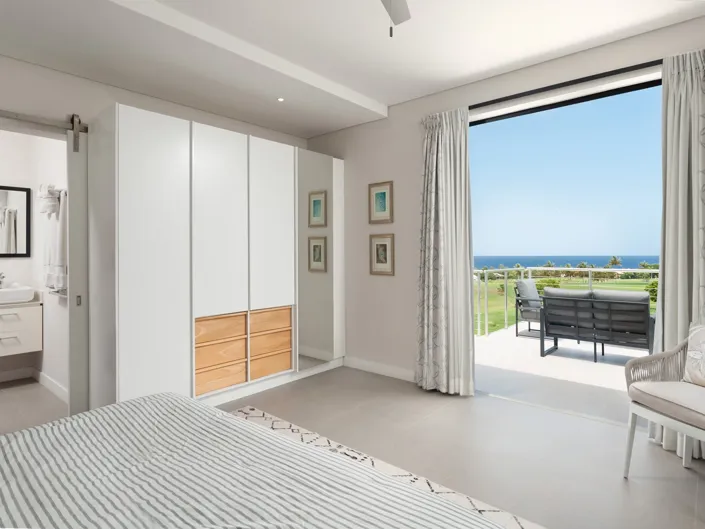 Image No.13-4 Bed Townhouse for sale