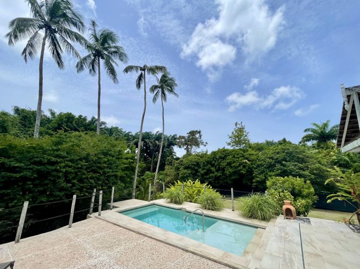 Image No.12-3 Bed Property for sale