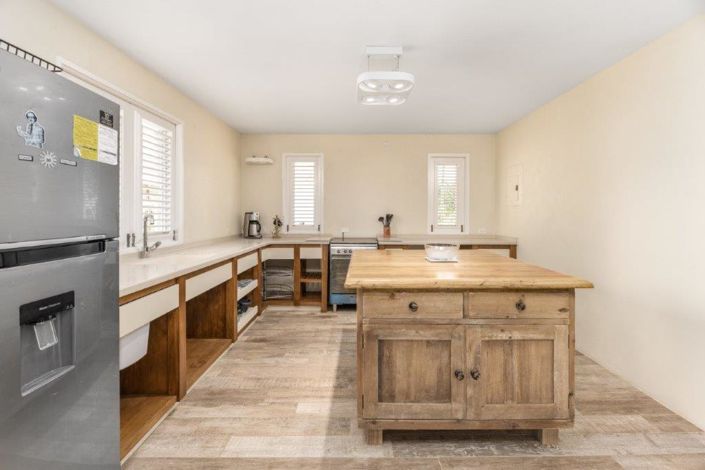 Image No.2-3 Bed Property for sale