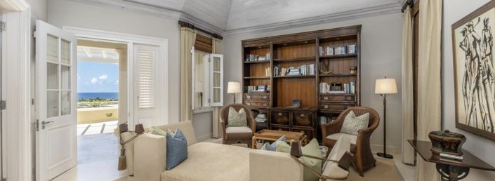 Image No.10-7 Bed Property for sale