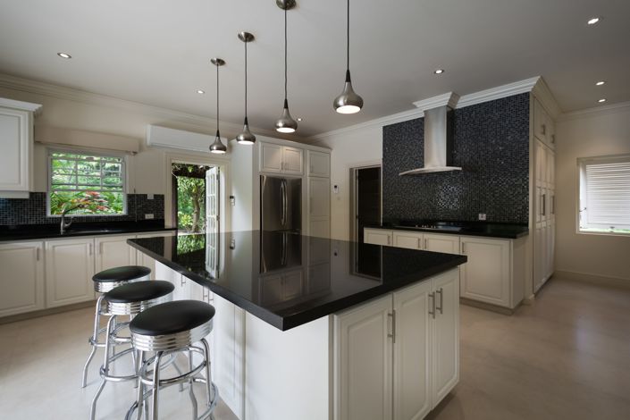 Image No.7-5 Bed Apartment for sale