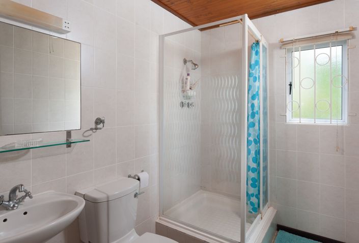 Image No.7-3 Bed Property for sale