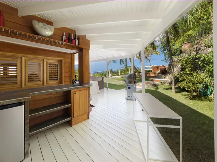 Image No.11-5 Bed Property for sale