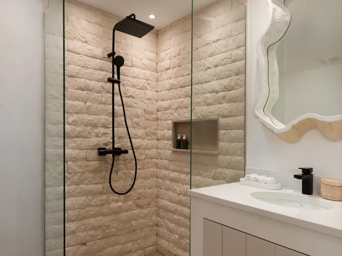 Image No.9-1 Bed Property for sale