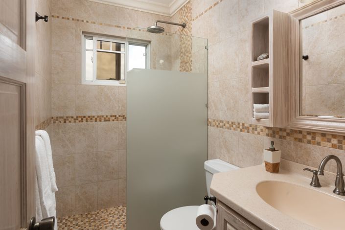 Image No.24-6 Bed Villa for sale