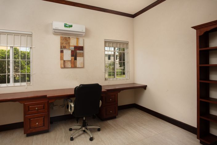 Image No.29-6 Bed Villa for sale