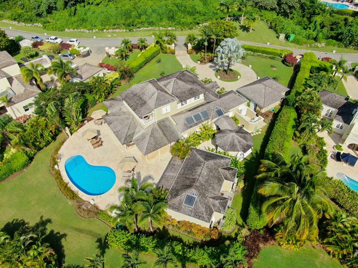 Image No.32-6 Bed Property for sale