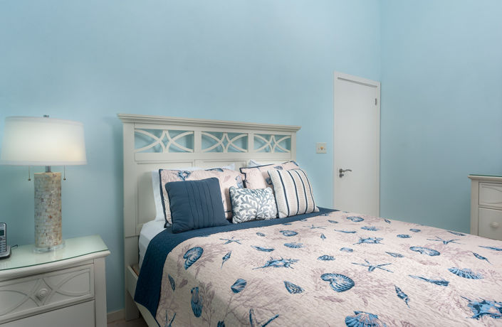 Image No.10-2 Bed Property for sale