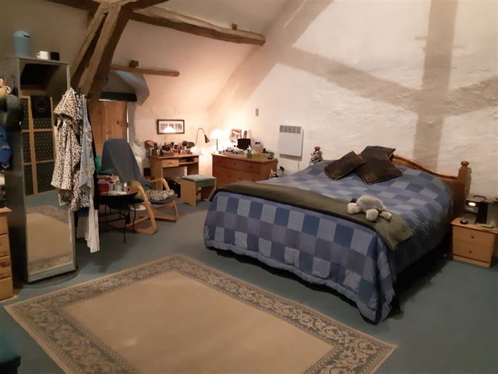 Image No.15-5 Bed House for sale