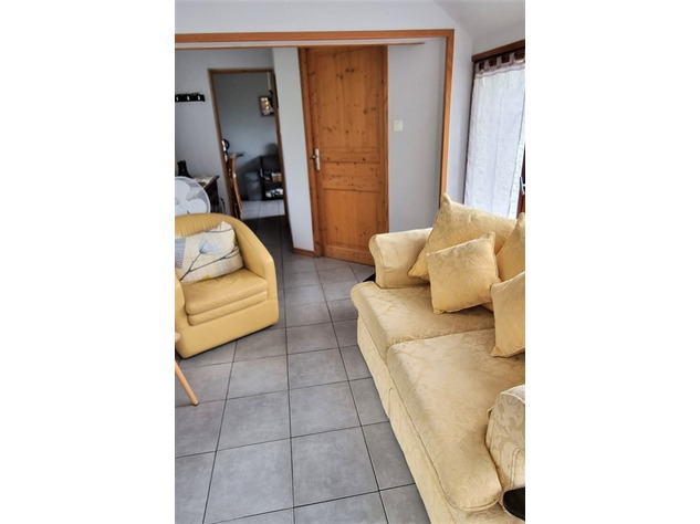 Image No.20-4 Bed House for sale