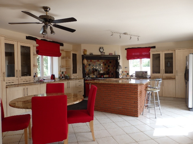 Image No.9-Propriété de 6 chambres à vendre à Le Dorat