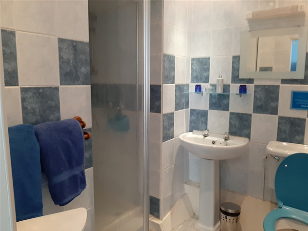 Image No.12-9 Bed Chateaux for sale