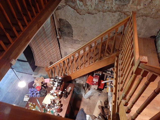 Image No.29-9 Bed Chateaux for sale