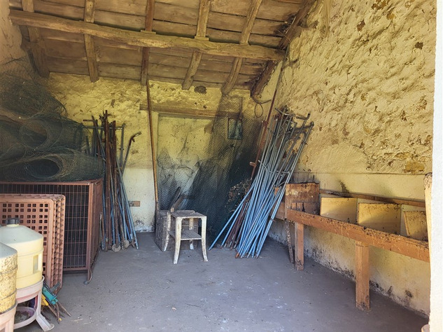 Image No.18-4 Bed House for sale