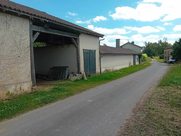 Image No.22-4 Bed House for sale