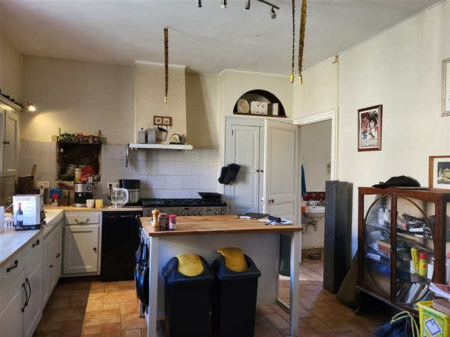 Image No.7-4 Bed House for sale