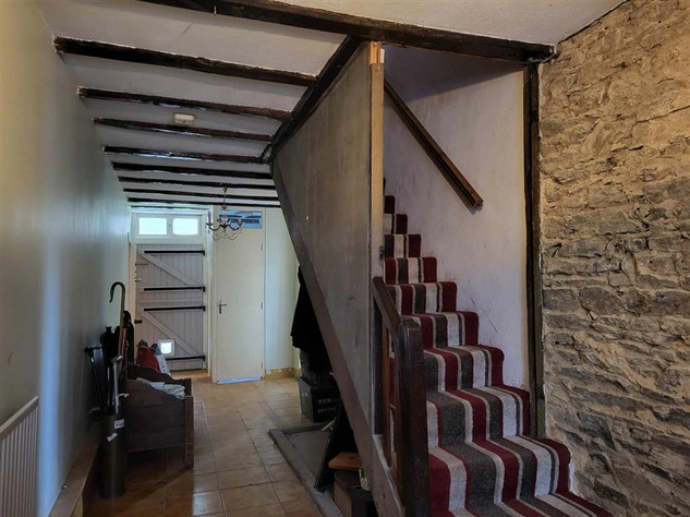 Image No.3-5 Bed House for sale