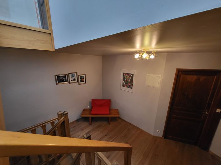 Image No.27-5 Bed House for sale