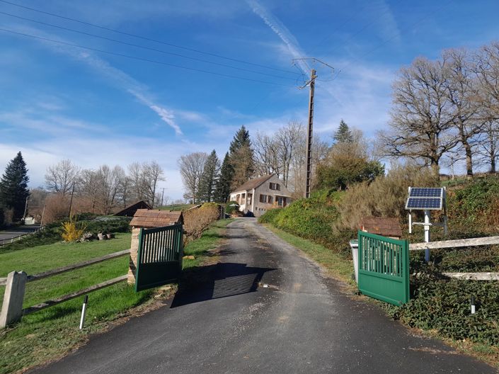 Image No.2-Propriété de 3 chambres à vendre à Darnac