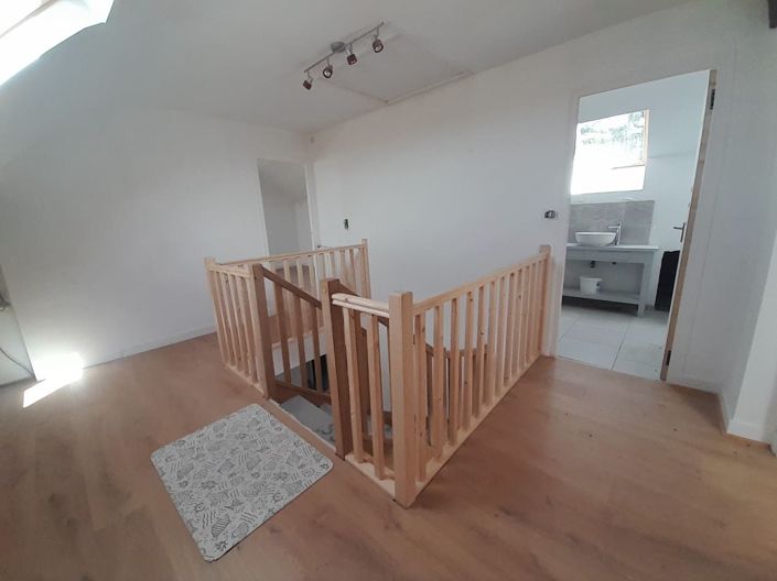 Image No.7-3 Bed Property for sale