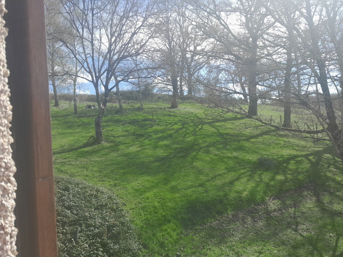 Image No.9-3 Bed Property for sale