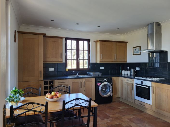 Image No.3-3 Bed House for sale