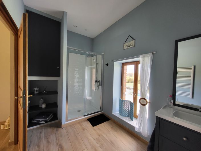 Image No.15-7 Bed House for sale