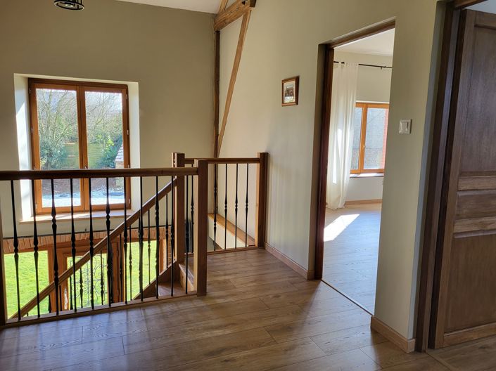 Image No.12-7 Bed House for sale