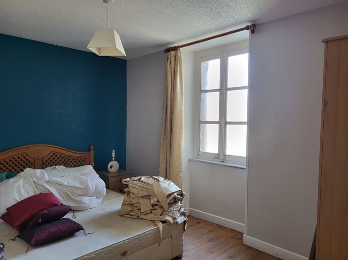 Image No.29-7 Bed House for sale