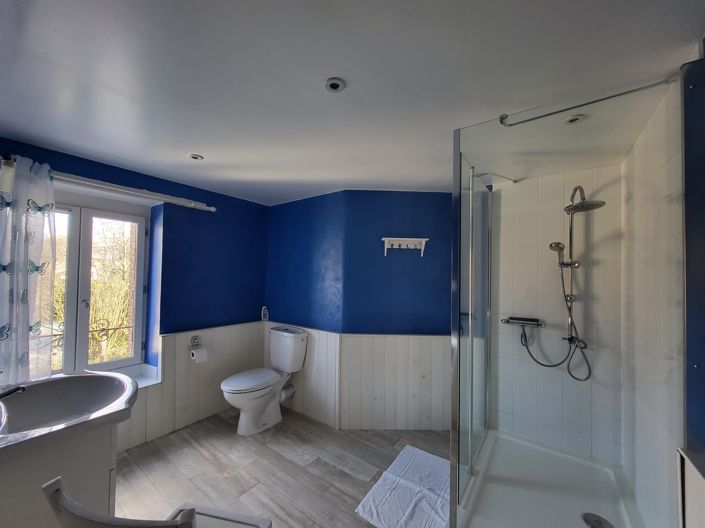 Image No.41-7 Bed House for sale