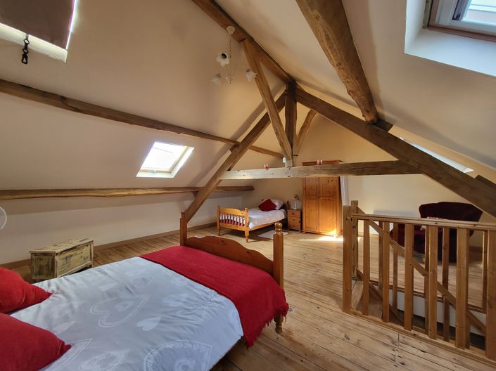 Image No.45-7 Bed House for sale