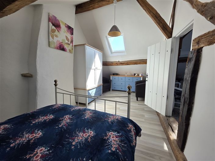 Image No.28-5 Bed House for sale