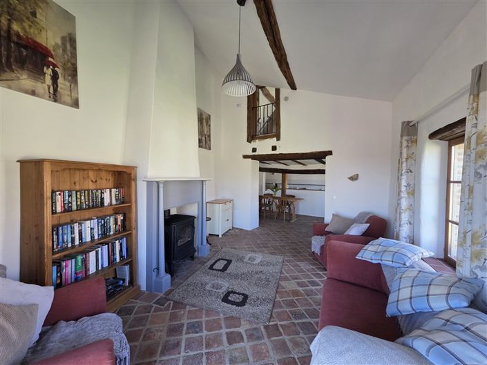 Image No.6-5 Bed House for sale