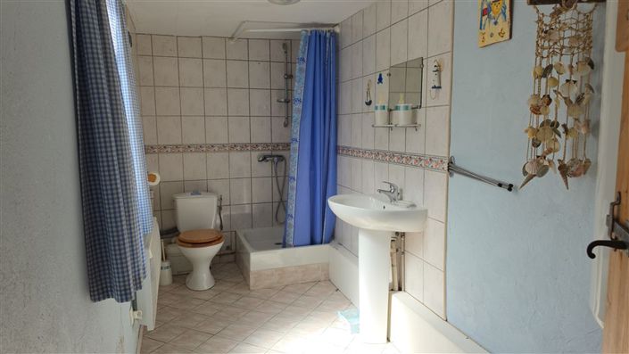 Image No.4-2 Bed House for sale